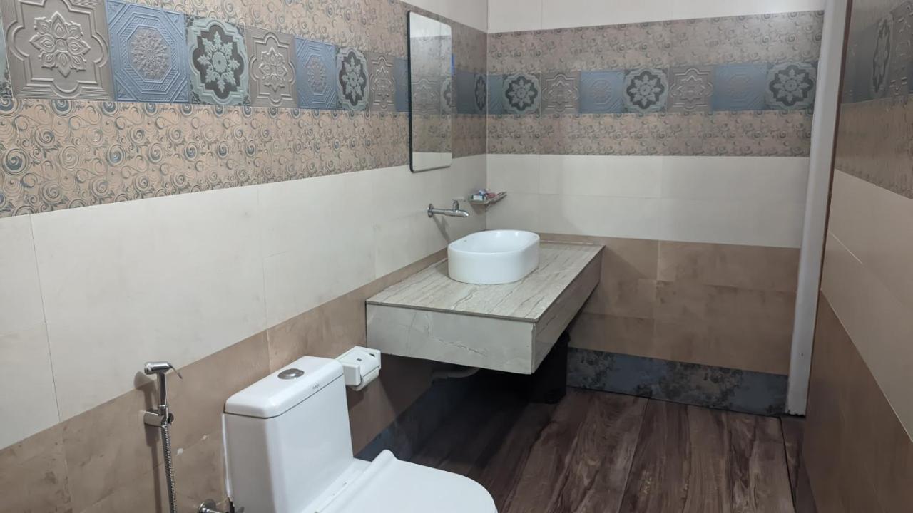 فاركَالا Nebo Hotel المظهر الخارجي الصورة